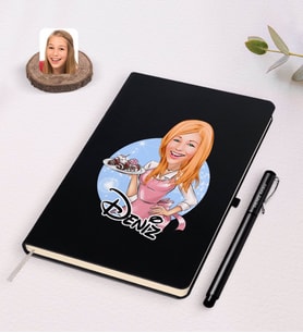 BK Gift Kişiye Özel Kadın Aşçı Karikatürlü Siyah Defter ve Kalem Hediye Seti-4