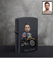 Kişiye Özel Erkek Karikatürlü UV Baskılı Siyah Benzinli Çakmak Model-4