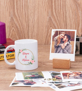 İki İsimli Çiftlere Özel Beyaz Kupa Bardak ve Ahşap Standlı Polaroid Set