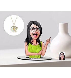 BK Gift Kişiye Özel Kadın Karikatürlü 3D Ahşap Biblo ve İsimli Tarihli Papatya Kolye Seti-19 (Model 1)