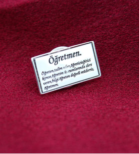 925 Ayar Gümüş Öğretmen Sözlük Broş