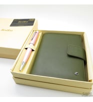 Scrikss İsme Özel Haki Cep Ajandalı Hediye Seti - Pembe Kalem - MD-1328  Cep Ajandası + Kalem  Scrikss Kalem  İsme Özel Kalem  Hediyelik Set
