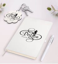 BK Gift Kişiye Özel Patron Beyaz Defter Kalem ve Anahtarlık Hediye Seti-3 (Model 1)