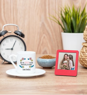 Bir Tek Annem Olsun Türk Kahvesi Fincanı ve Kırmızı Mini Fotoğraf Çerçevesi