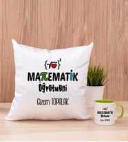 Matematik Öğretmeni Kare Yastık ve Yeşil Kupa Bardak