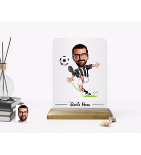 BK Gift Kişiye Özel Erkek Siyah Beyaz Futbolcu Karikatürlü Ahşap Standlı Çerçeve