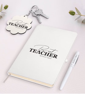 BK Gift Kişiye Özel En İyi Öğretmen Beyaz Defter Kalem Ve Anahtarlık Hediye Seti-17 (Model 1)