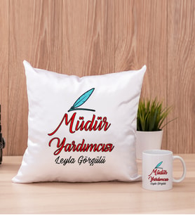Müdür Yardımcısı Kare Yastık ve Beyaz Kupa Bardak