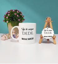 İyi ki Varsın Dede Tasarımlı Dedeye Hediye Kupa Bardak ve Ahşap Anahtarlık Hediye Seti
