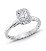 0.20 Ct Baget Kare Tektaş Yüzük Modern Tasarım