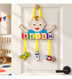 İsme Özel Erkek Bebek Odası Ahşap Kapı Süsü - Uçak, Biberon, Uzay Aracı Temalı