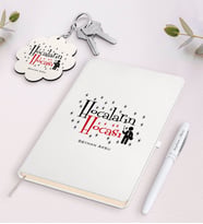BK Gift Kişiye Özel Hocaların Hocası Beyaz Defter Kalem Ve Anahtarlık Hediye Seti-1 (Model 1)