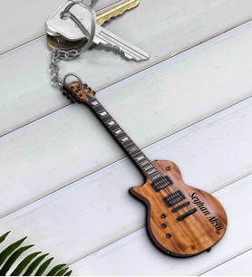 BK Gift Kişiye Özel İsimli Elektro Gitar Enstrüman Ahşap Anahtarlık-7 (Beyaz)
