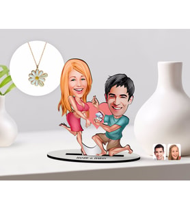 BK Gift Kişiye Özel Sevgililer Karikatürlü 3D Ahşap Biblo ve Çift İsimli Papatya Kolye Seti-19 (Model 1)