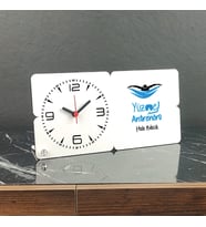 Yüzme Antrenörü Ahşap Masa Saati
