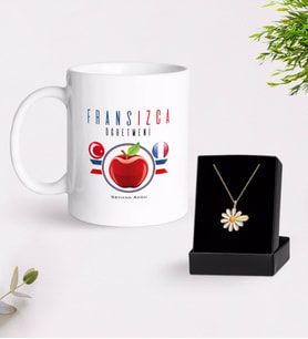 BK Gift Kişiye Özel Fransızca Öğretmeni Beyaz Kupa ve Papatya Kolye Hediye Seti-3 (Model 1)