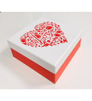 KUTU LOVE KIRMIZI BEYAZ 19CM X 19CM X 8CM (Karışık)