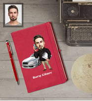 Kişiye Özel İş Adamı Karikatürlü  Kırmızı Defter Kalem Hediye Seti Bay-20