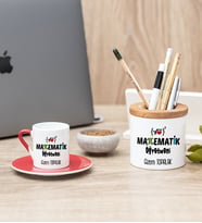 Matematik Öğretmeni Kırmızı Türk Kahvesi Fincanı Ve Kalemlik Hediye Seti