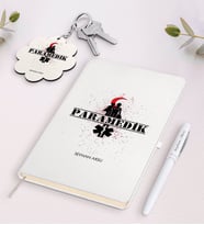 BK Gift Kişiye Özel Paramedik Beyaz Defter Kalem ve Anahtarlık Hediye Seti-2 (Model 1)