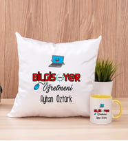 Bilgisayar Öğretmeni Kare Yastık ve Sarı Kupa Bardak