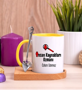 İnsan Kaynakları Uzmanı Ahşap Altlıklı Sarı Kupa Bardak