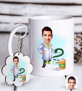 BK Gift Kişiye Özel Erkek Eczacı Karikatürlü Beyaz Kupa ve Anahtarlık Hediye Seti-2 (Model 1)