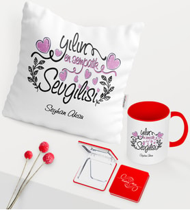 BK Gift Kişiye Özel Yılın En Sempatik Sevgilisi Temalı Kırmızı Kupa Ayna Yastık Seti