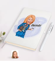 BK Gift Kişiye Özel Kadın Moda İkonu Karikatürlü Beyaz Defter ve Kalem Hediye Seti-5