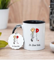 Doktor Karikatürü Siyah Kupa Bardak Ve Anahtarlık Set