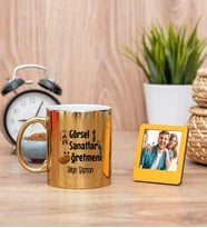 Görsel Sanatlar Öğretmeni Gold Kupa Bardak ve Sarı Mini Fotoğraf Çerçevesi