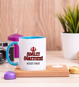 Adalet Öğretmeni Ahşap Altlıklı Mumlu Mavi Kupa Bardak