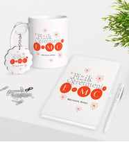 BK Gift Kişiye Özel Fizik Öğretmeni Kupa Anahtarlık Beyaz Defter Kalem Hediye Seti-2 (Model 1)