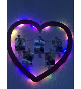 Sevgililer Gününe Kalp Çerçeveli Led Işıklı Fotoğraf Albümü