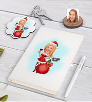 BK Gift Kişiye Özel Kadın Yeni Yıl Karikatürlü Beyaz Defter Kalem ve Anahtarlık Hediye Seti-1 (Model 1)