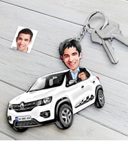 BK Gift Kişiye Özel Bay Renault Kwid Figürlü Plakalı Ahşap Karikatür Anahtarlık (Beyaz)