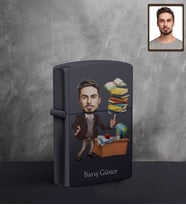Kişiye Özel Öğretmen Karikatürlü UV Baskılı Siyah Benzinli Çakmak Bay-2