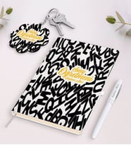 BK Gift Kişiye Özel Sınıf Öğretmeni Beyaz Defter Kalem ve Anahtarlık Hediye Seti-14 (Model 1)