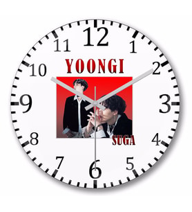 Suga Yoongi  Bts  Duvar Saati Bombeli Gercek Cam