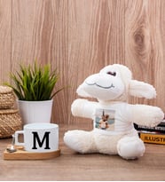 Baş Harfli Fincan ve Peluş Koyun