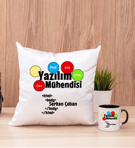 Yazılım Mühendisi Kare Yastık ve Siyah Kupa Bardak