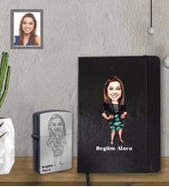 Kişiye Özel Öğretmen Karikatürlü Siyah Defter Çakmak Hediye Seti Bayan-7 (Model 1)