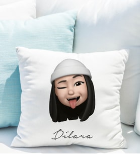 Emoji Kız Stiker Yastığı Kişiye Özel