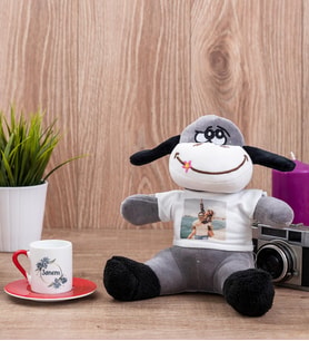 İsme Özel Çiçek Desenli Kırmızı Türk Kahvesi Fincanı ve Peluş Eşek