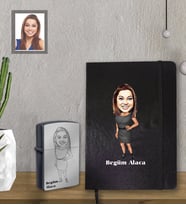 Kişiye Özel Öğretmen Karikatürlü Siyah Defter Çakmak Hediye Seti Bayan-9 (Model 1)