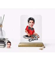 BK Gift Kişiye Özel DJ Karikatürlü Ahşap Standlı Çerçeve (Beyaz)
