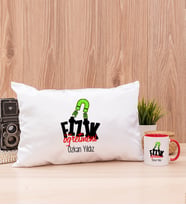 Fizik Öğretmeni Dikdörtgen Yastık ve Kırmızı Kupa Bardak