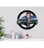 BK Gift Kişiye Özel Plakalı Erkek Peugeot 3008 Karikatürlü Ahşap Duvar Saati-1 (Beyaz)