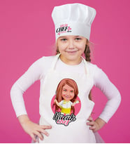 BK Gift Kişiye Özel Küçük Chef Karikatürlü Kız Çocuk Mutfak Önlüğü ve Aşçı Şapkası Seti-11 (Beyaz)