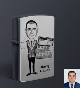 Kişiye Özel Bankacı Tasarımlı Karikatür Siyah Benzinli Çakmak Bay-1 (STD)